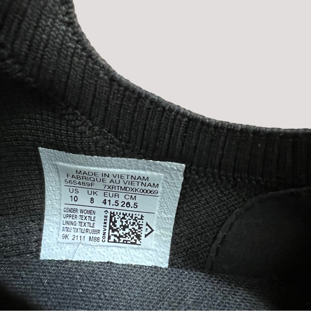Converse Black and White Low-Top Slip-On Sneakers - Picture 7 of 7